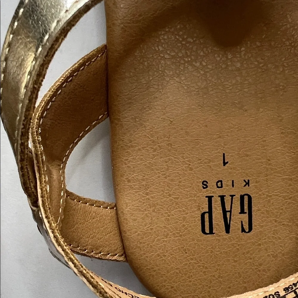 GAP Gold Strappy Sandals Kids Size 1
